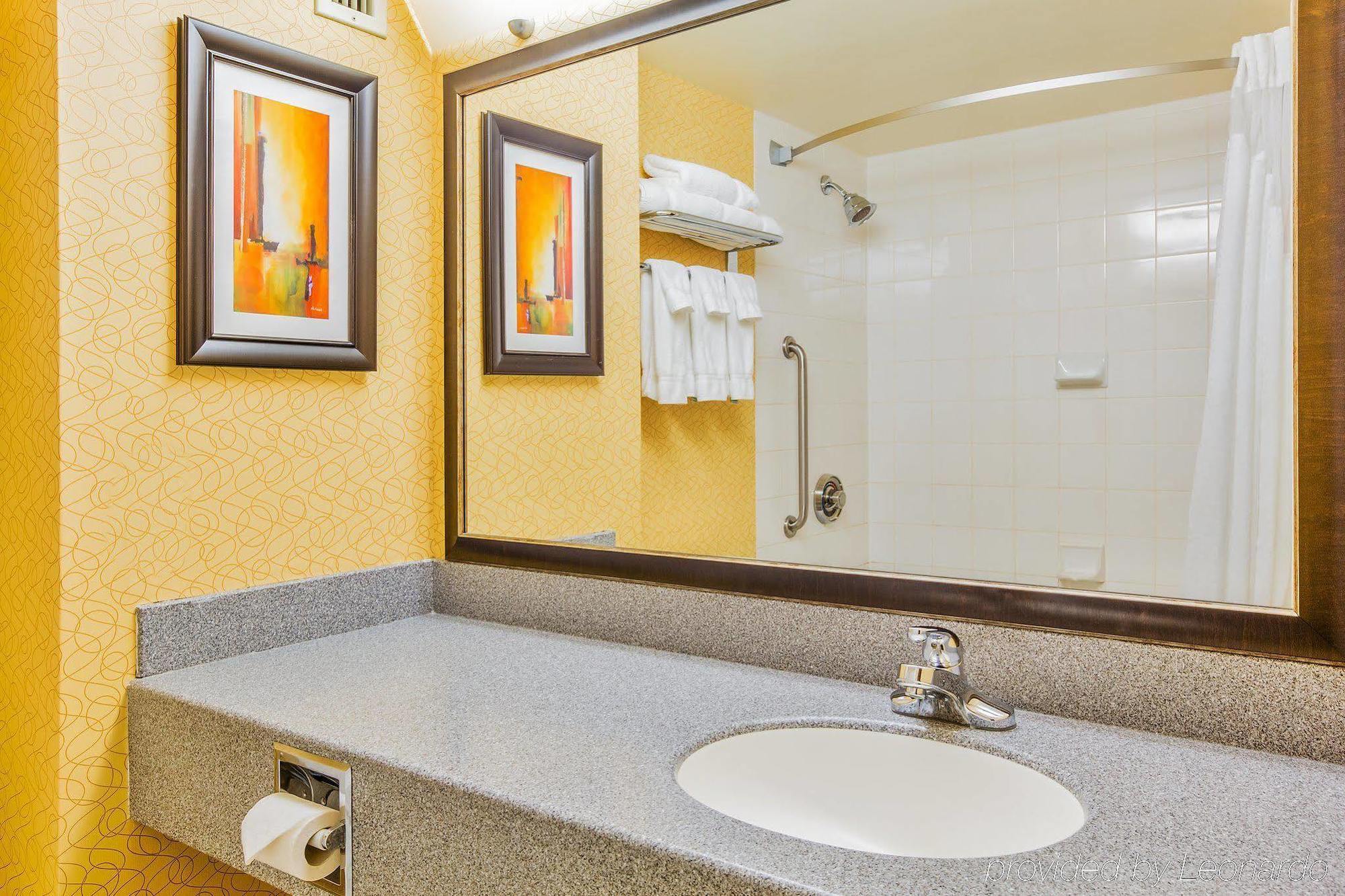 Holiday Inn Sydney - Waterfront By Ihg Ngoại thất bức ảnh